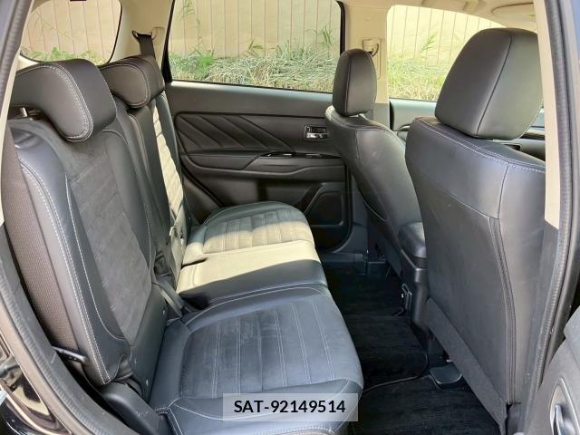 Mitsubishi OUTLANDER PHEV 2018-02 1134092-6