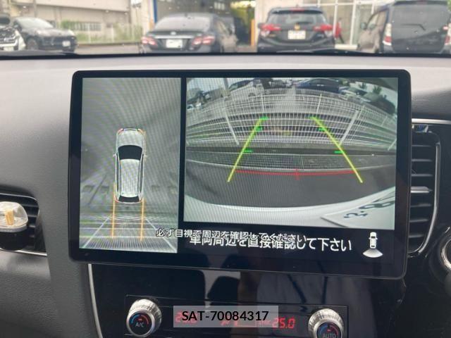 Mitsubishi OUTLANDER PHEV 2020-09 1208000-14