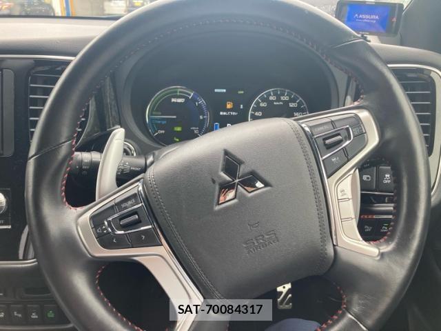 Mitsubishi OUTLANDER PHEV 2020-09 1208000-21