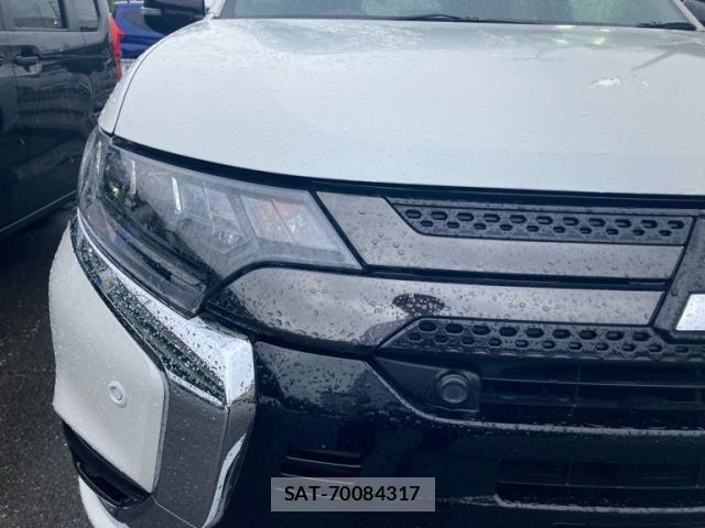 Mitsubishi OUTLANDER PHEV 2020-09 1208000-2