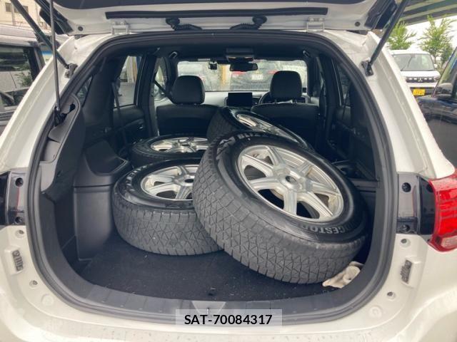 Mitsubishi OUTLANDER PHEV 2020-09 1208000-5