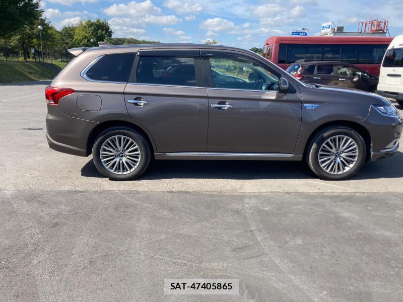 Mitsubishi OUTLANDER PHEV 2018 1273545-1
