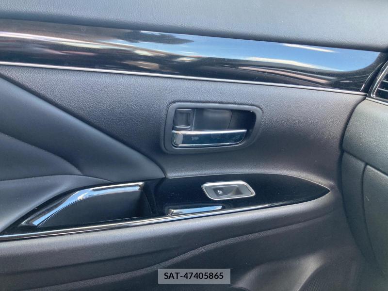Mitsubishi OUTLANDER PHEV 2018 1273545-20