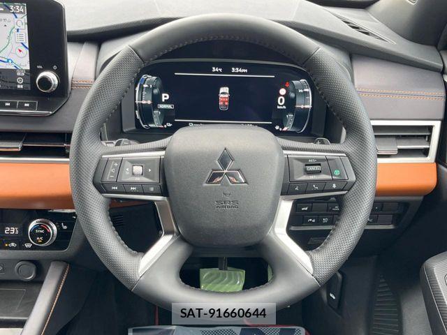 Mitsubishi OUTLANDER PHEV 2023-01 1314610-11