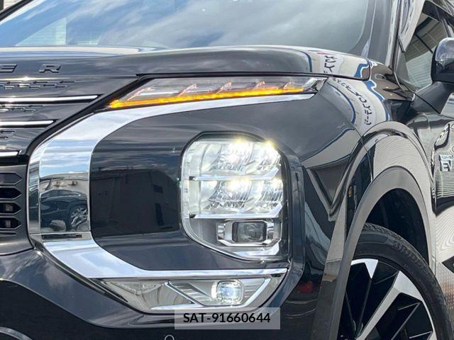 Mitsubishi OUTLANDER PHEV 2023-01 1314610-12