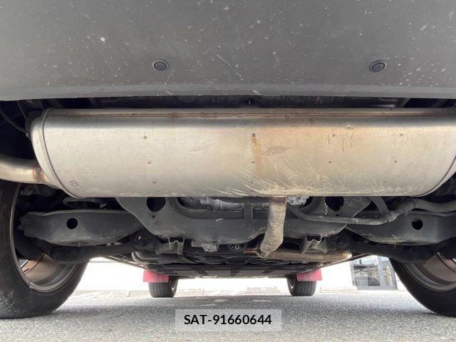 Mitsubishi OUTLANDER PHEV 2023-01 1314610-18