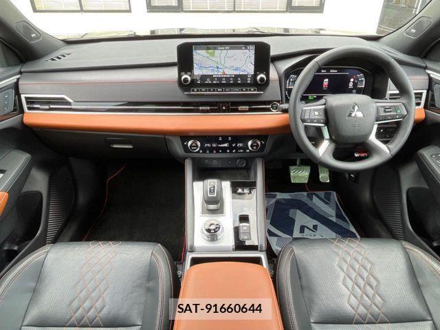 Mitsubishi OUTLANDER PHEV 2023-01 1314610-1
