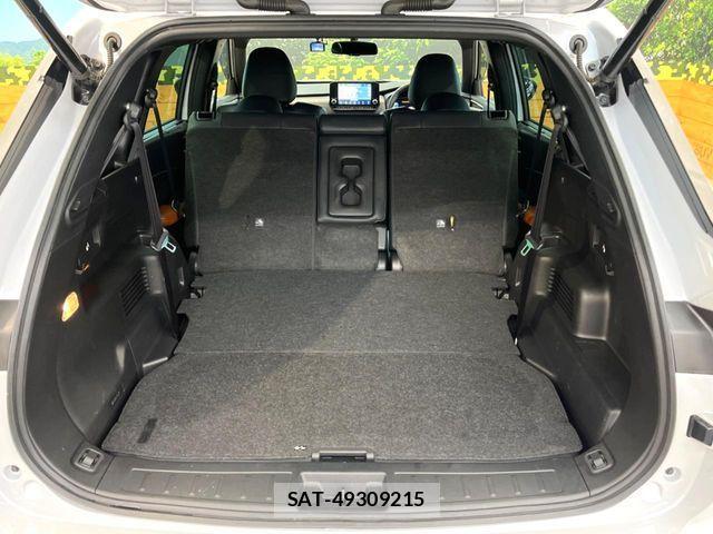 Mitsubishi OUTLANDER PHEV 2023-01 1318602-10