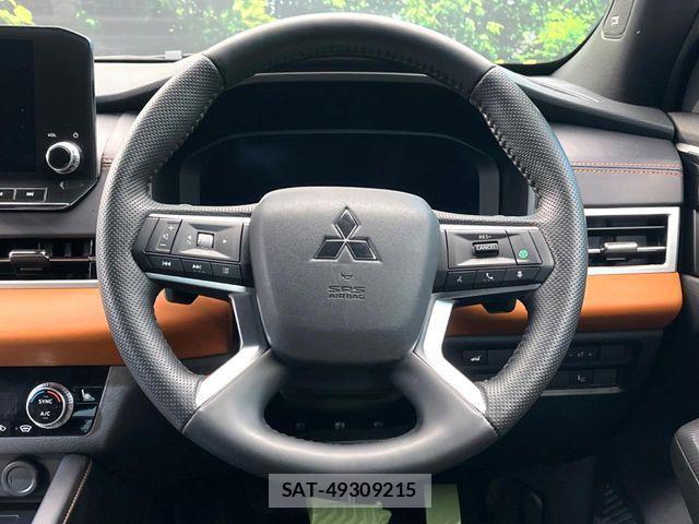 Mitsubishi OUTLANDER PHEV 2023-01 1318602-11