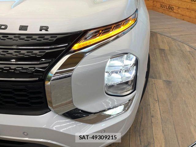 Mitsubishi OUTLANDER PHEV 2023-01 1318602-12