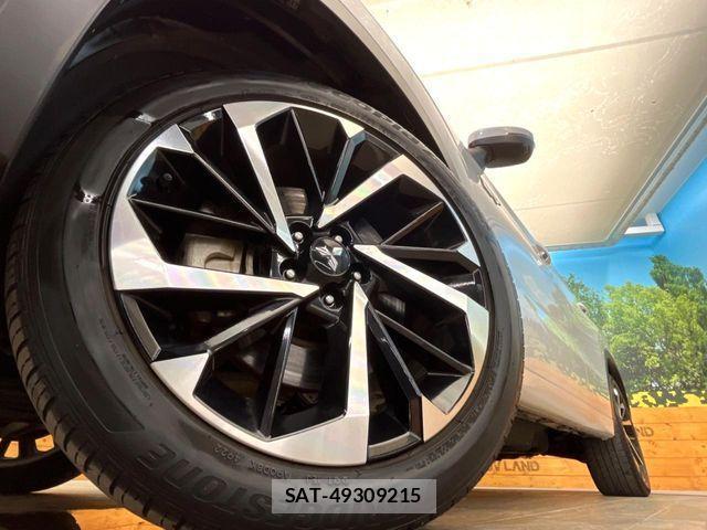 Mitsubishi OUTLANDER PHEV 2023-01 1318602-13