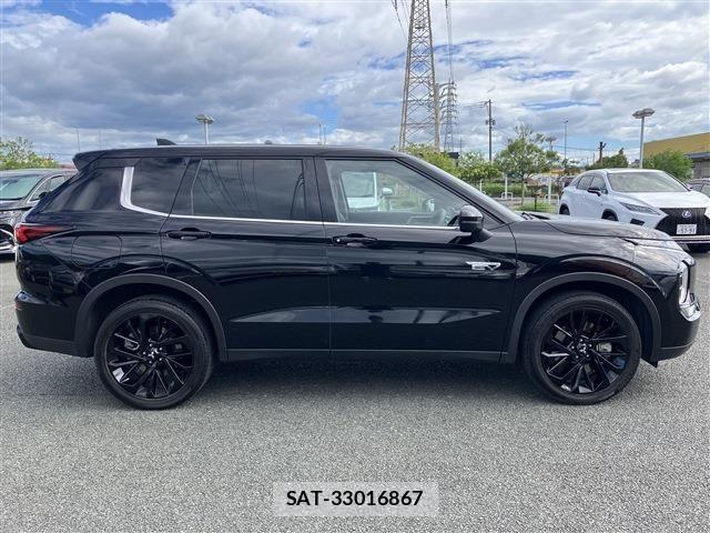 Mitsubishi OUTLANDER PHEV 2022-12 1332557-10