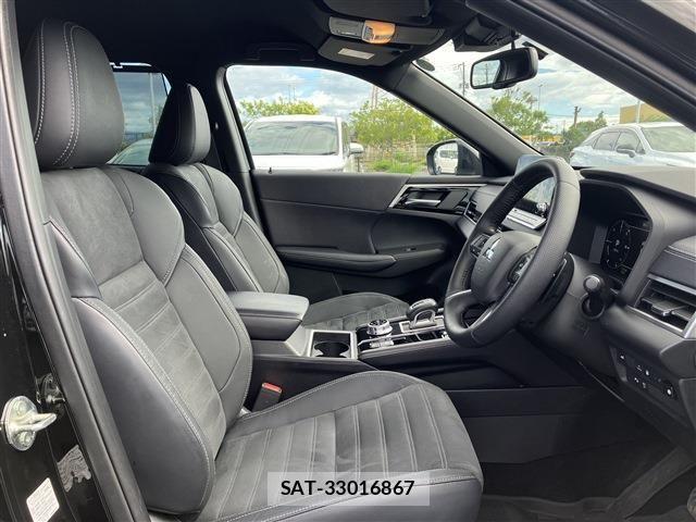 Mitsubishi OUTLANDER PHEV 2022-12 1332557-14