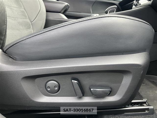 Mitsubishi OUTLANDER PHEV 2022-12 1332557-15