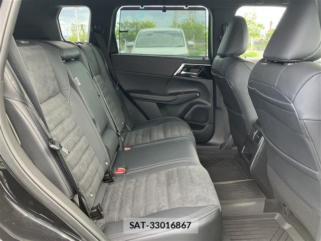 Mitsubishi OUTLANDER PHEV 2022-12 1332557-18