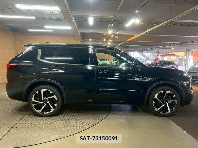 Mitsubishi OUTLANDER PHEV 2021-12 1610121-17