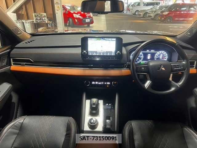 Mitsubishi OUTLANDER PHEV 2021-12 1610121-1