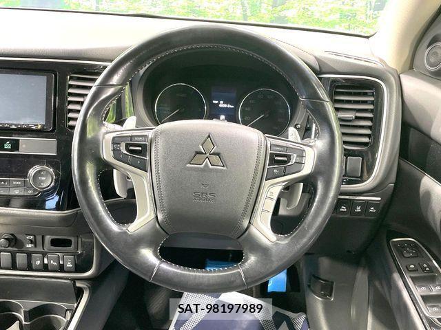 Mitsubishi OUTLANDER PHEV 2018-11 1663004-10