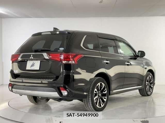 Mitsubishi OUTLANDER PHEV 2017-11 2318590-5
