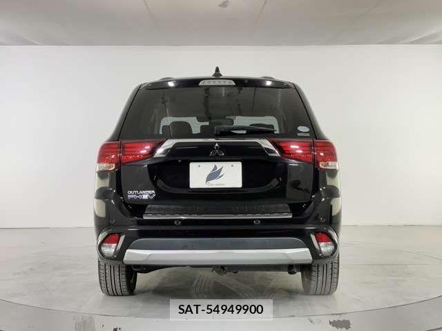 Mitsubishi OUTLANDER PHEV 2017-11 2318590-4