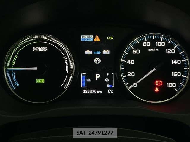 Mitsubishi OUTLANDER PHEV 2015-12 2447844-10
