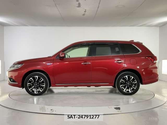 Mitsubishi OUTLANDER PHEV 2015-12 2447844-2