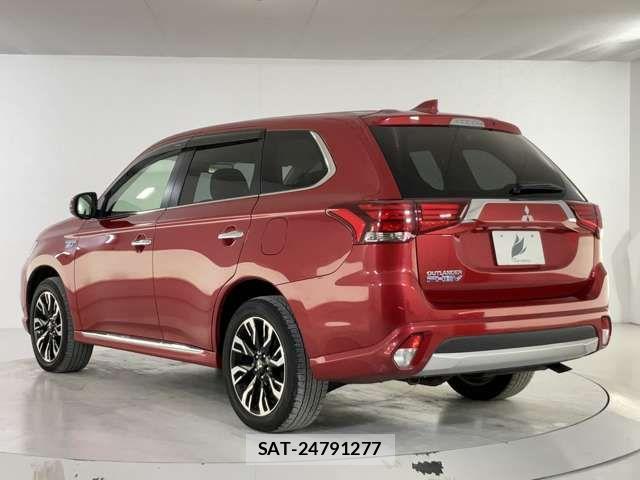 Mitsubishi OUTLANDER PHEV 2015-12 2447844-3
