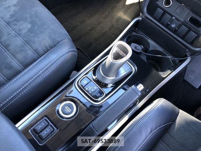 Mitsubishi OUTLANDER PHEV 2016-10 2673541-9