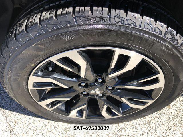 Mitsubishi OUTLANDER PHEV 2016-10 2673541-13