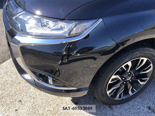 Mitsubishi OUTLANDER PHEV 2016-10 2673541-16