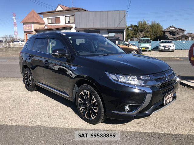Mitsubishi OUTLANDER PHEV 2016-10 2673541-17