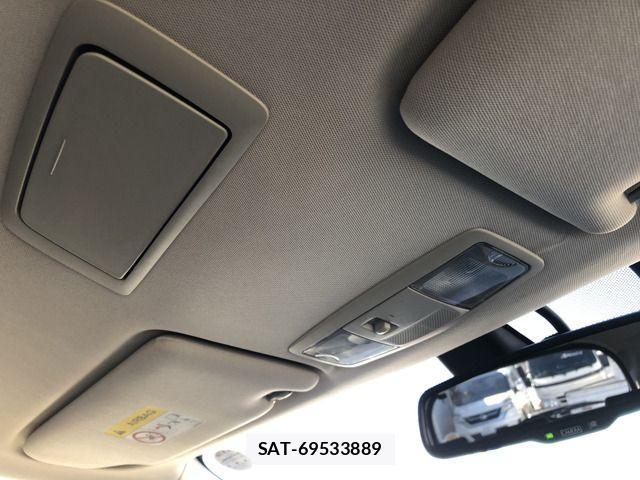 Mitsubishi OUTLANDER PHEV 2016-10 2673541-7