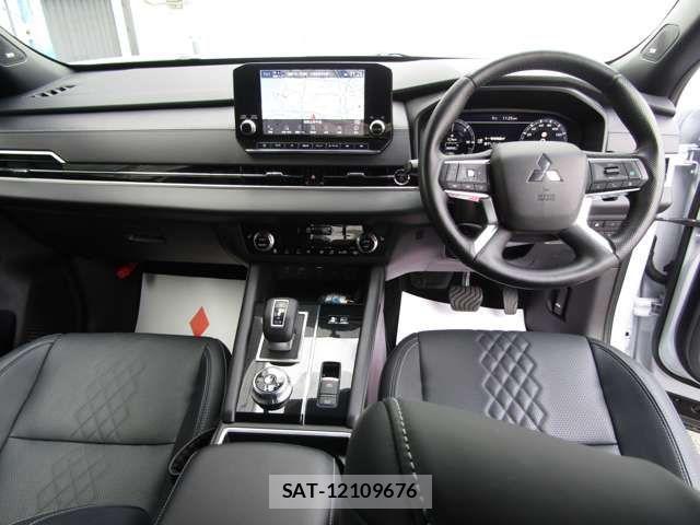 Mitsubishi OUTLANDER PHEV 2024-02 2673466-12
