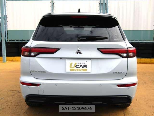 Mitsubishi OUTLANDER PHEV 2024-02 2673466-7