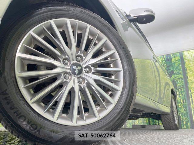 Mitsubishi OUTLANDER PHEV 2019-09 2729758-12