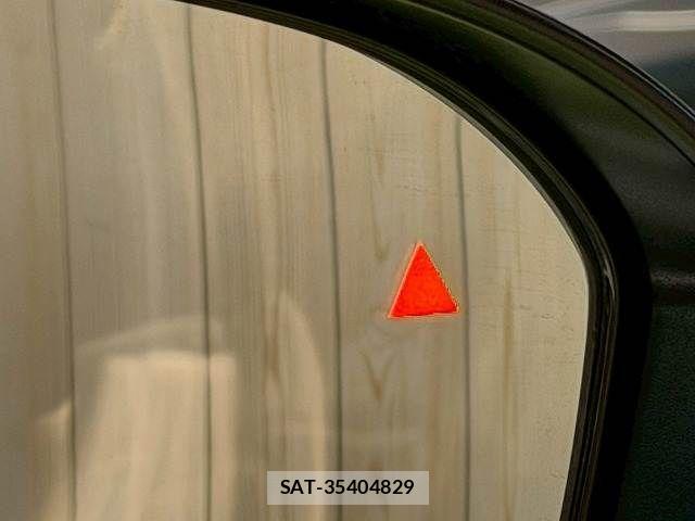 Mitsubishi OUTLANDER PHEV 2023-06 3067386-11