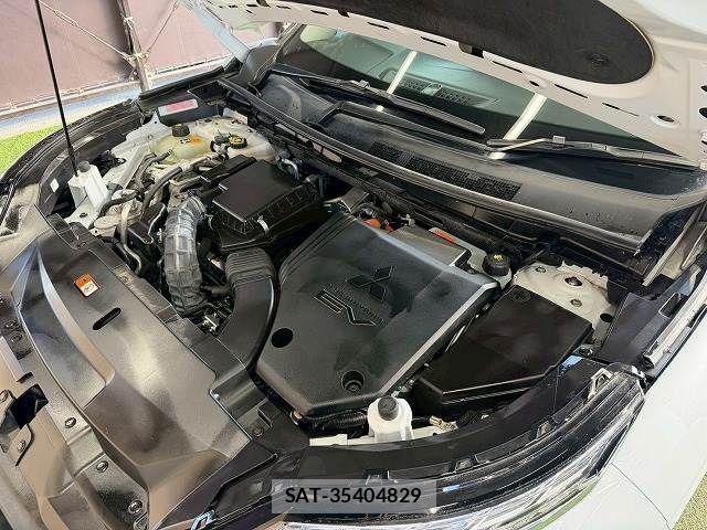 Mitsubishi OUTLANDER PHEV 2023-06 3067386-17