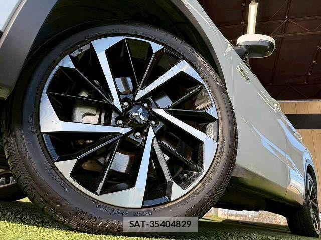 Mitsubishi OUTLANDER PHEV 2023-06 3067386-18