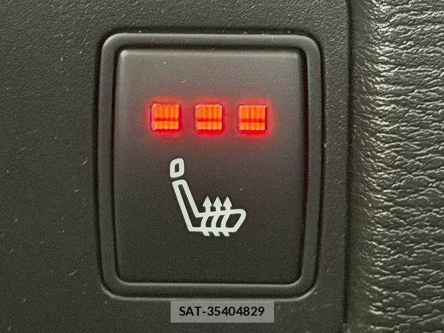 Mitsubishi OUTLANDER PHEV 2023-06 3067386-7