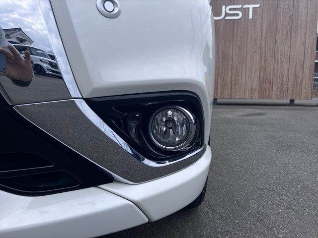 Mitsubishi OUTLANDER PHEV 2015-07 3679619-24