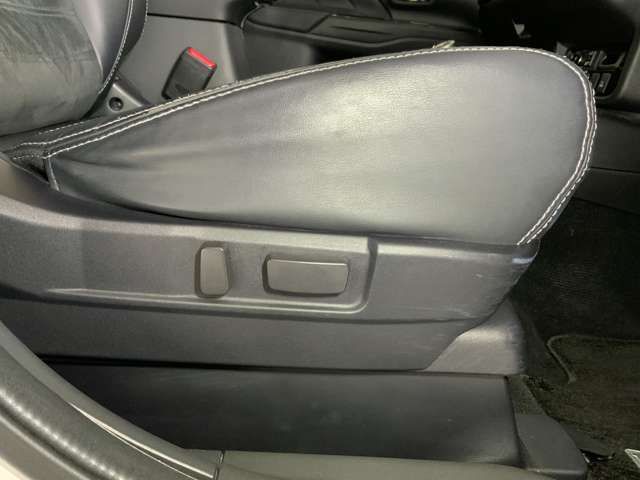 Mitsubishi OUTLANDER PHEV 2017-03 3679612-14