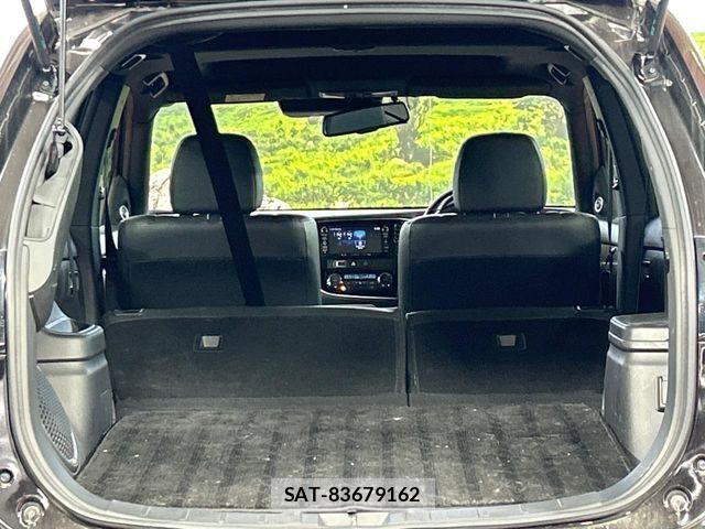 Mitsubishi OUTLANDER PHEV 2017-11 4047015-10