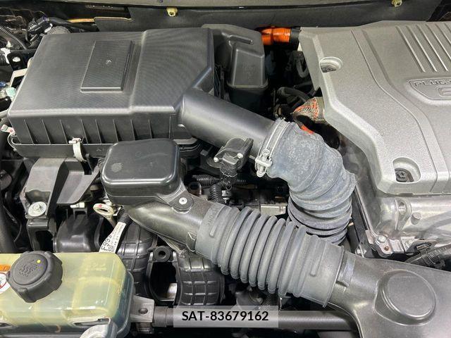 Mitsubishi OUTLANDER PHEV 2017-11 4047015-17