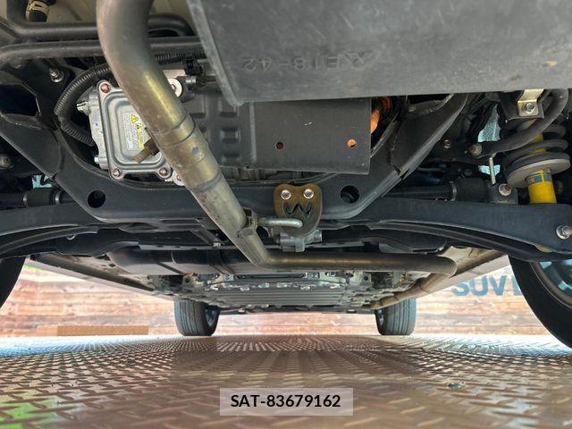 Mitsubishi OUTLANDER PHEV 2017-11 4047015-18