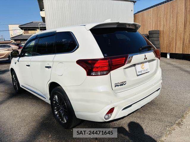 Mitsubishi OUTLANDER PHEV 2018-10 4047018-21