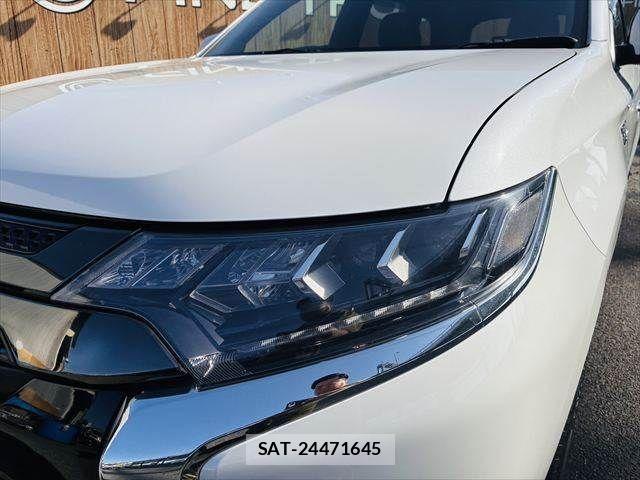 Mitsubishi OUTLANDER PHEV 2018-10 4047018-23