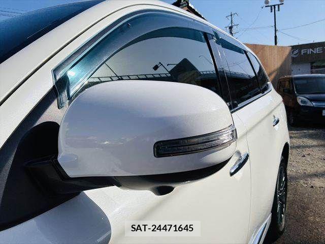 Mitsubishi OUTLANDER PHEV 2018-10 4047018-27
