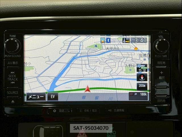 Mitsubishi OUTLANDER PHEV 2015-10 4140382-2