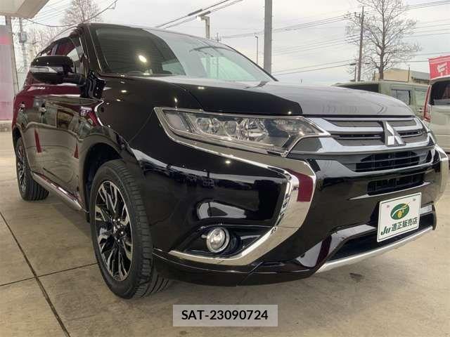 Mitsubishi OUTLANDER PHEV 2015-10 4176761-8