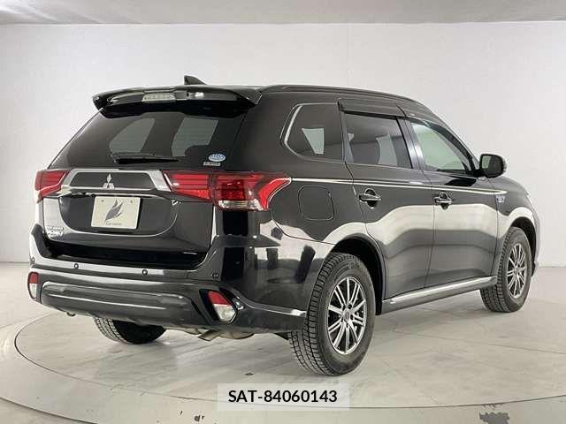 Mitsubishi OUTLANDER PHEV 2019-10 4394186-5